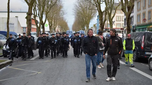 Plan Résilience : les professionnels entre colère et déblocage en...